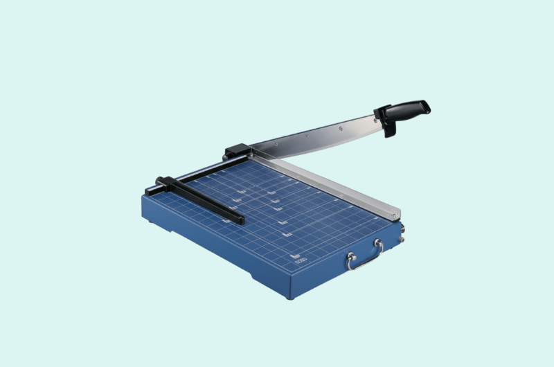 Plotter Ricoh M320F para impresión de gran formato en color